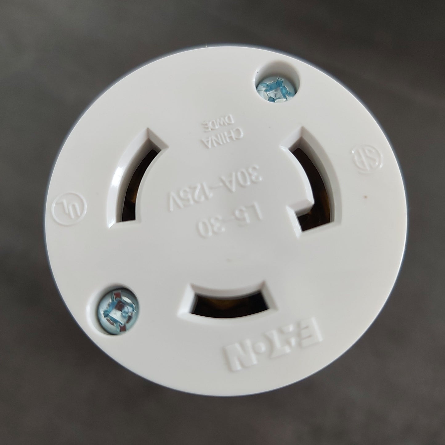 CONECTOR 30A 125V TWIS LOCK